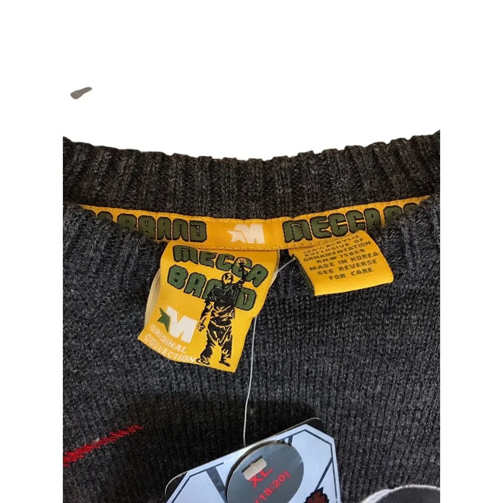 10th Anniv Mecca Sweater Men's Size Blk Gray Long Sleeve Free Beanie Y2K M 10-12